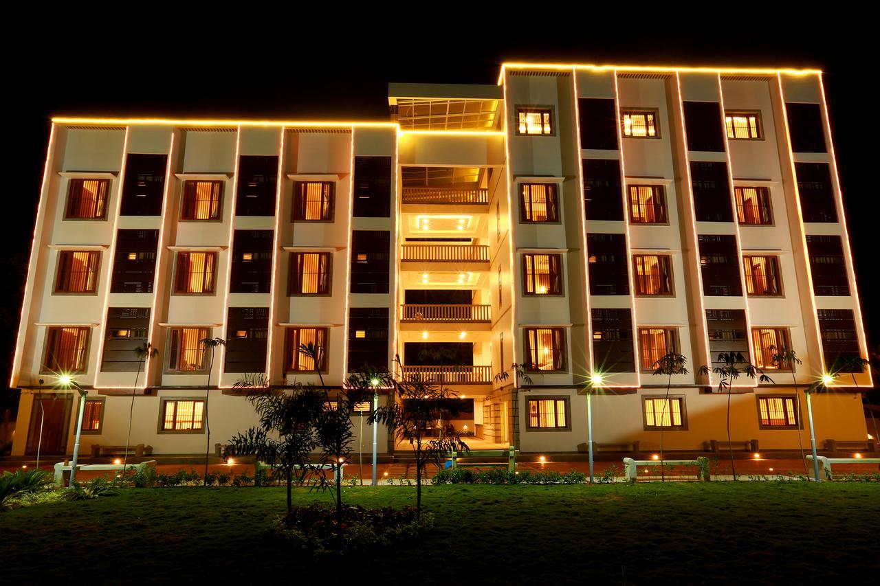 Mayapuri Amira Kumbakonam Exterior photo